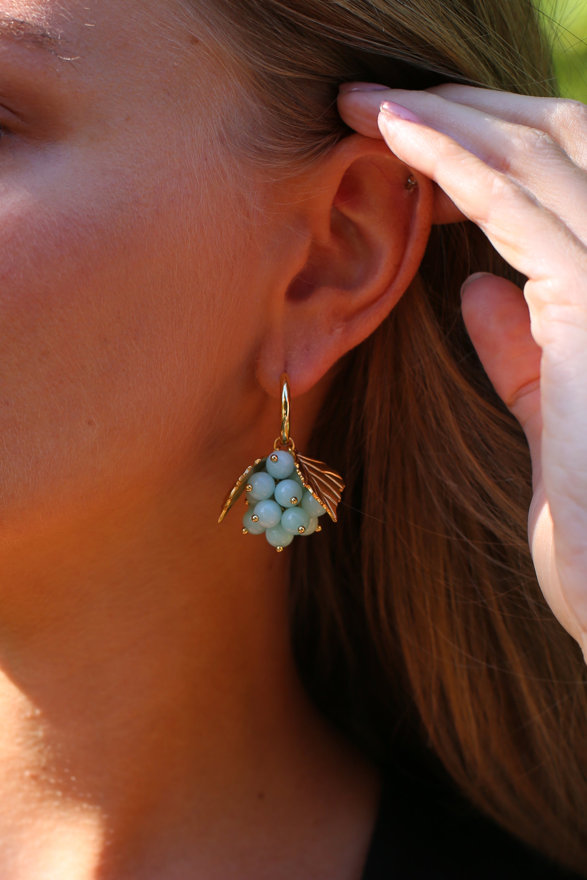 Grape earrings in Jade